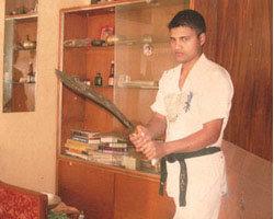 egkh - owner Ex Gurkha Khukuri House