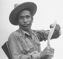 gurkha-with-his-khukuri